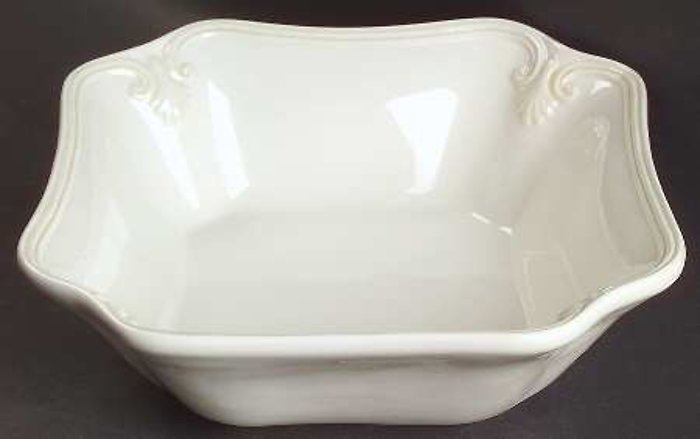 Butler\'s Pantry Square Serving Bowl