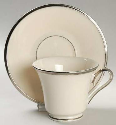 Solitaire Tea Cup & Saucer