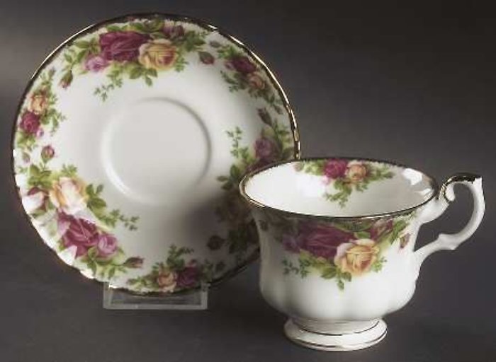 Old Country Roses Tea Cup and Saucer