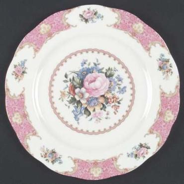 Lady Carlyle Dinner Plate